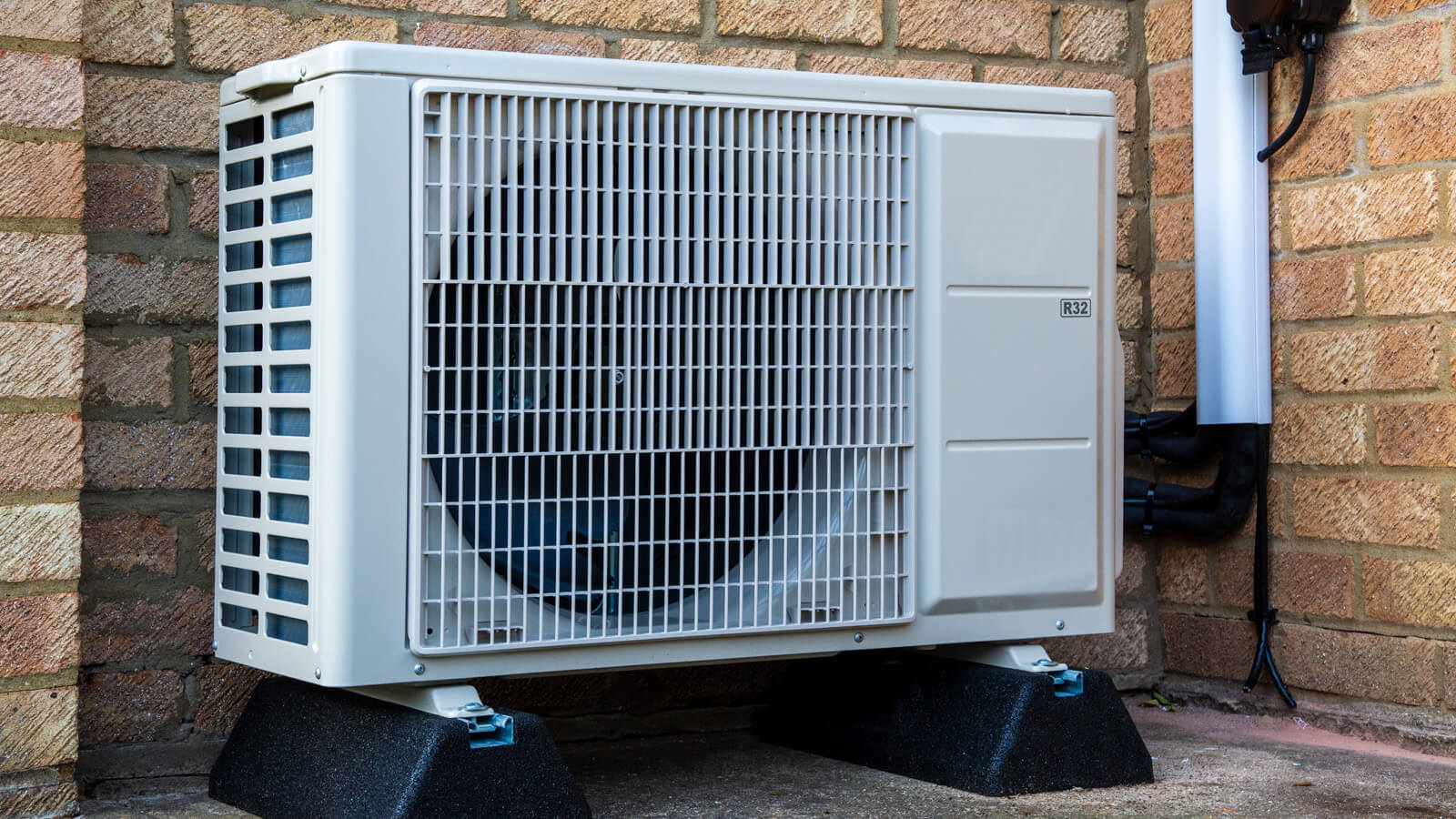 Air source heat pump in Lincolnshire